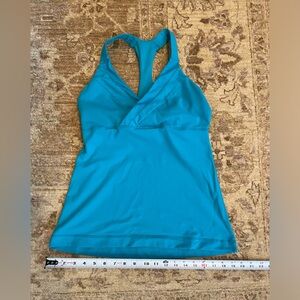 Lululemon aqua blue tank size 8